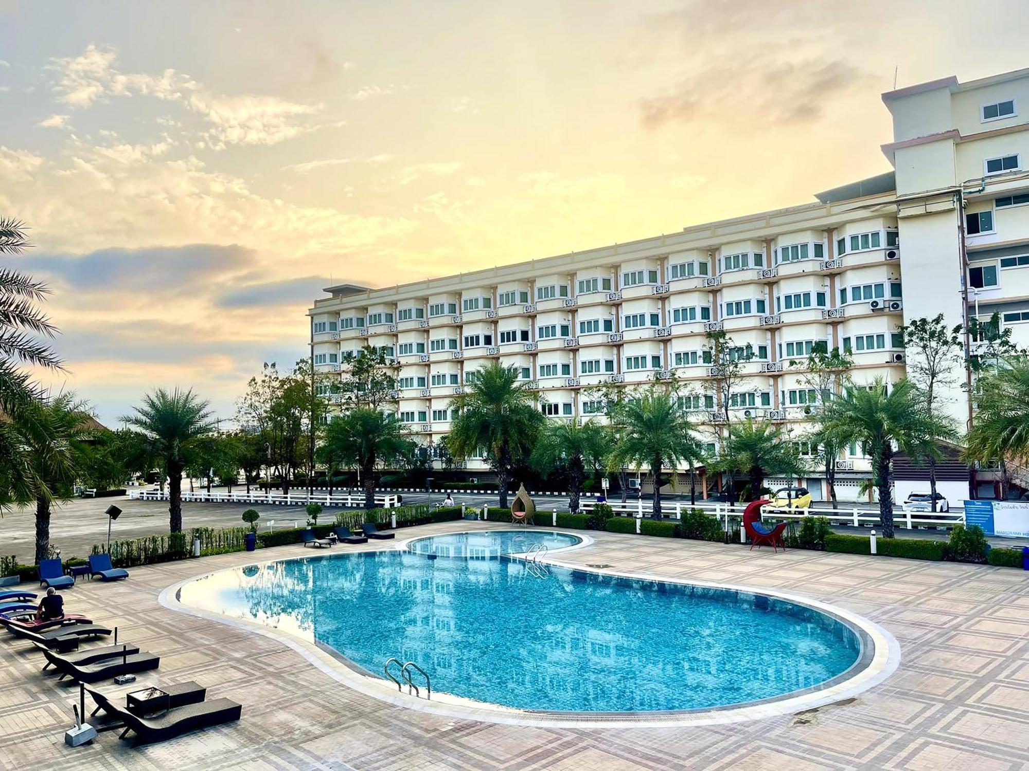 Siamgrand Hotel Udon Thani Buitenkant foto